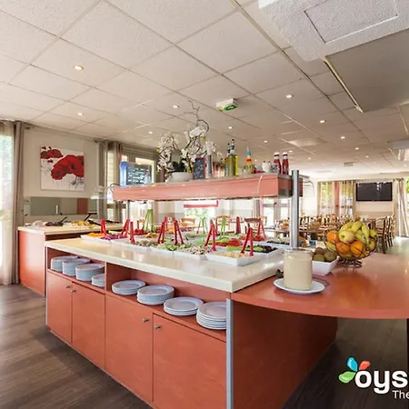 Hotel Kyriad - Stade 3*