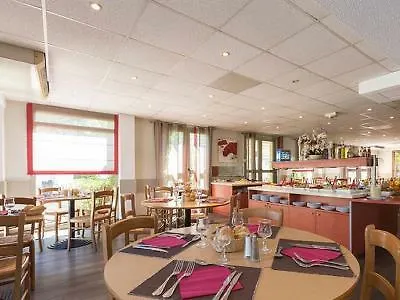 Kyriad - Stade Hotel Nicea