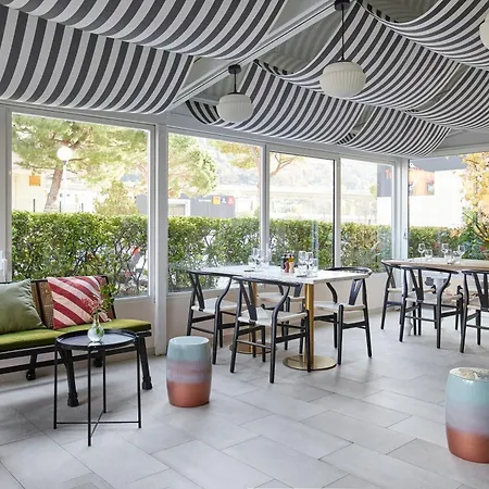 Hotel-restaurant Isidore Ouest מלון ניס