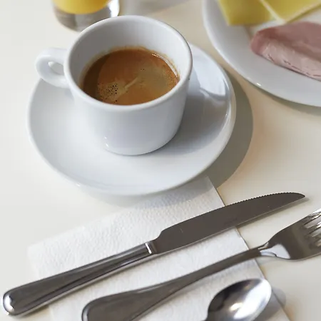 Hotel-restaurant Isidore Ouest 3*