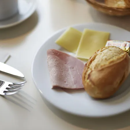 Hotel-restaurant Isidore Ouest Hotel 3*