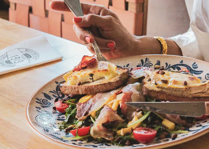 Hotel-restaurant Isidore Ouest Hotell 3*