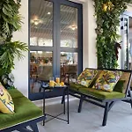 Hotel-restaurant Isidore Ouest Νίκαια