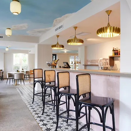 Hotel-restaurant Isidore Ouest Niza