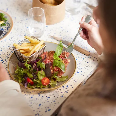 Hotel-restaurant Isidore Ouest 3* Niza